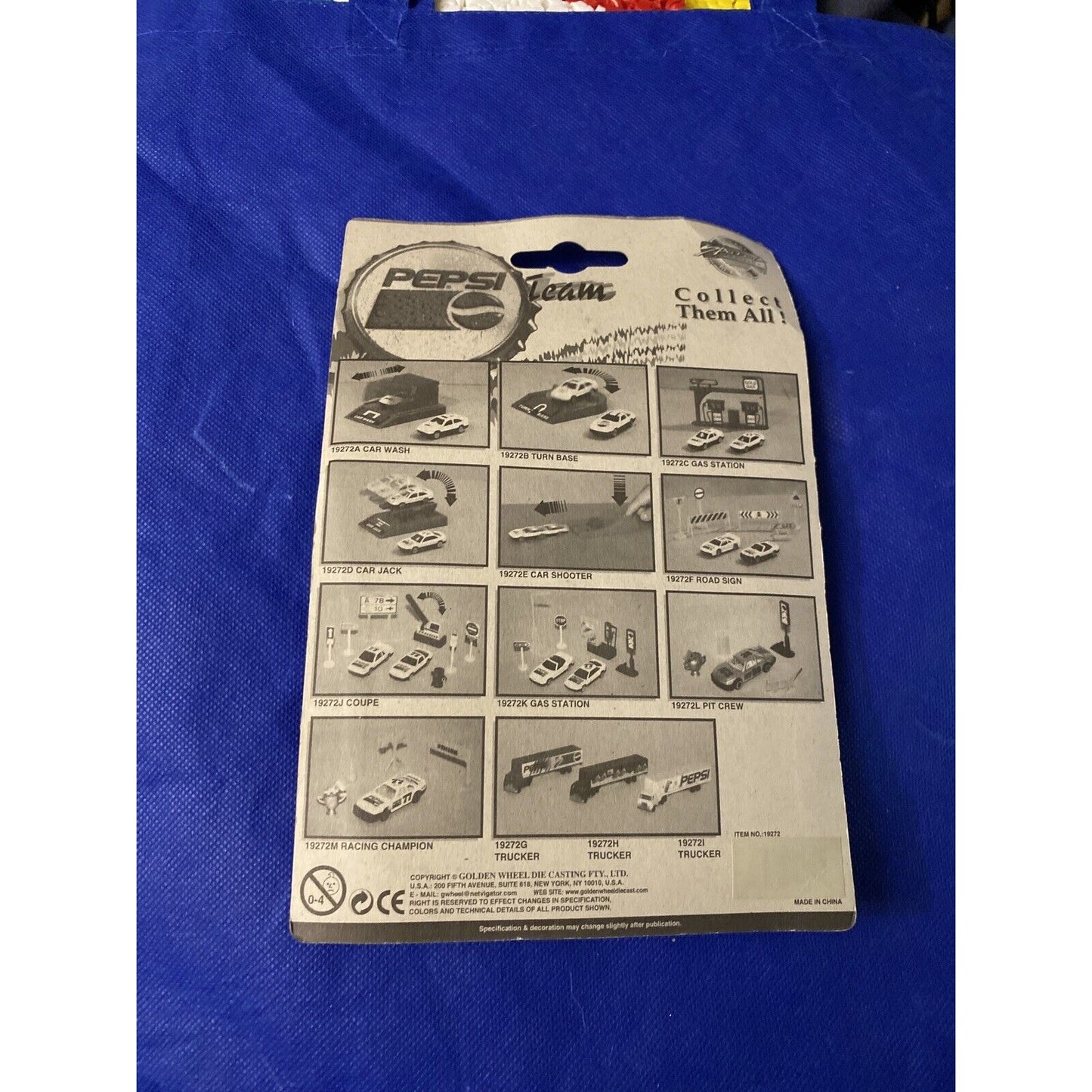 Golden Wheel Die Cast Metal Team Pepsi #19272E Car Shooter With 2 Cars