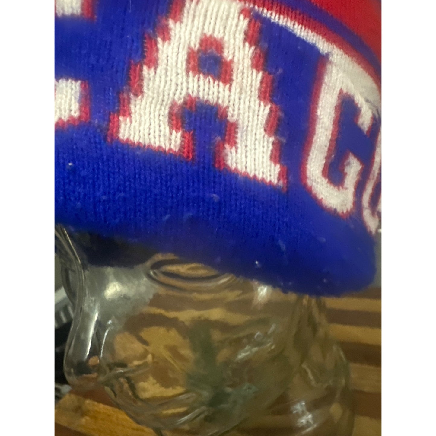 Chicago Cubs Knit Beanie Hat With Pom Blue/Red Striped Design Warm Winter Adult