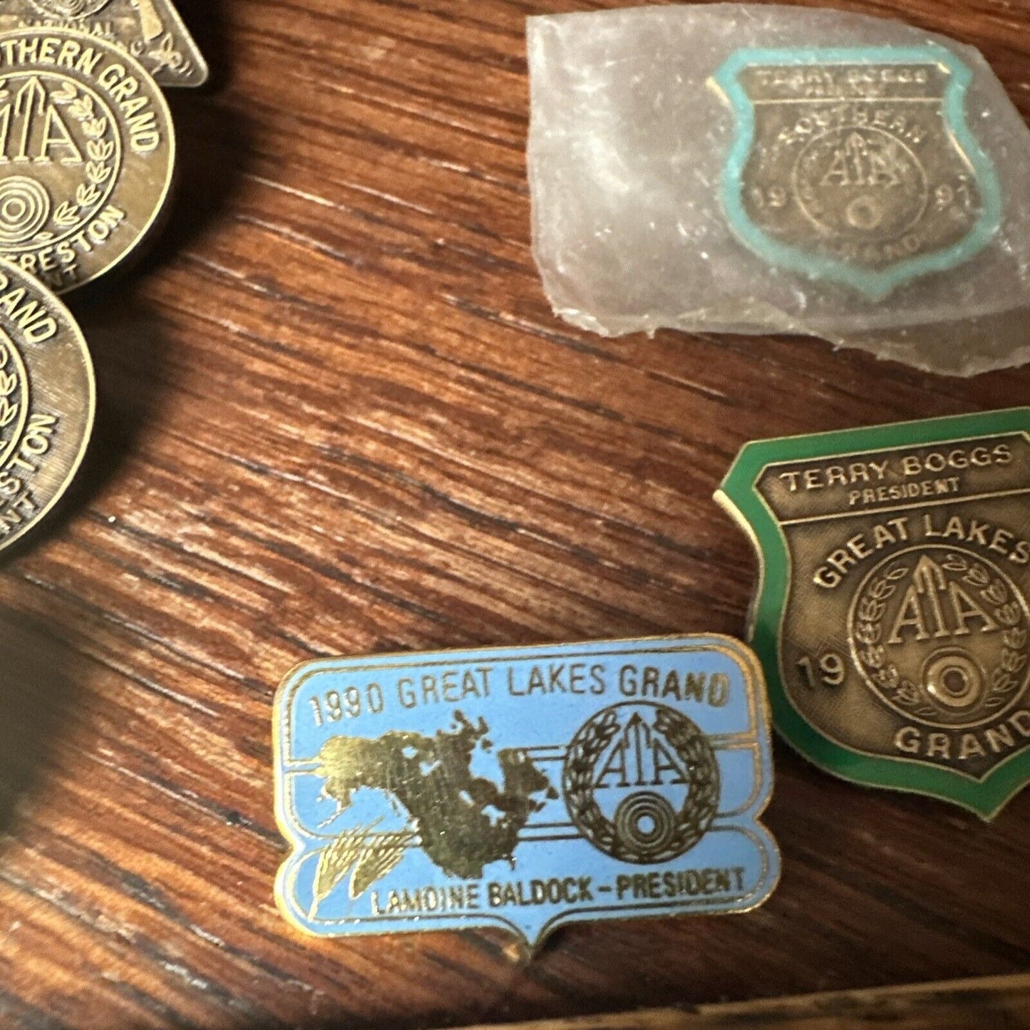 13 ATA Great Lakes Grand American Trap Shoot Pin Presidents 1987-1993 Southern