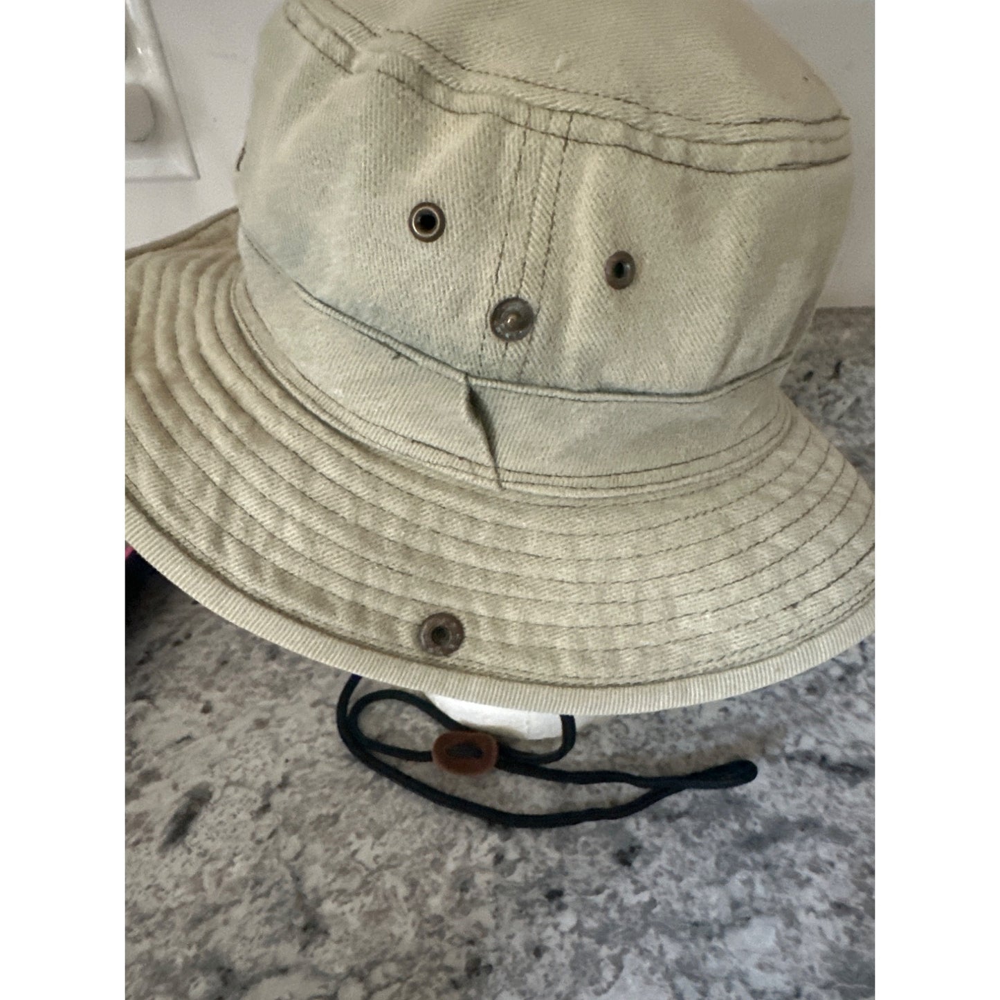 Iguana Joes Aruba Bucket Hat One Size 100% Cotton Made In China