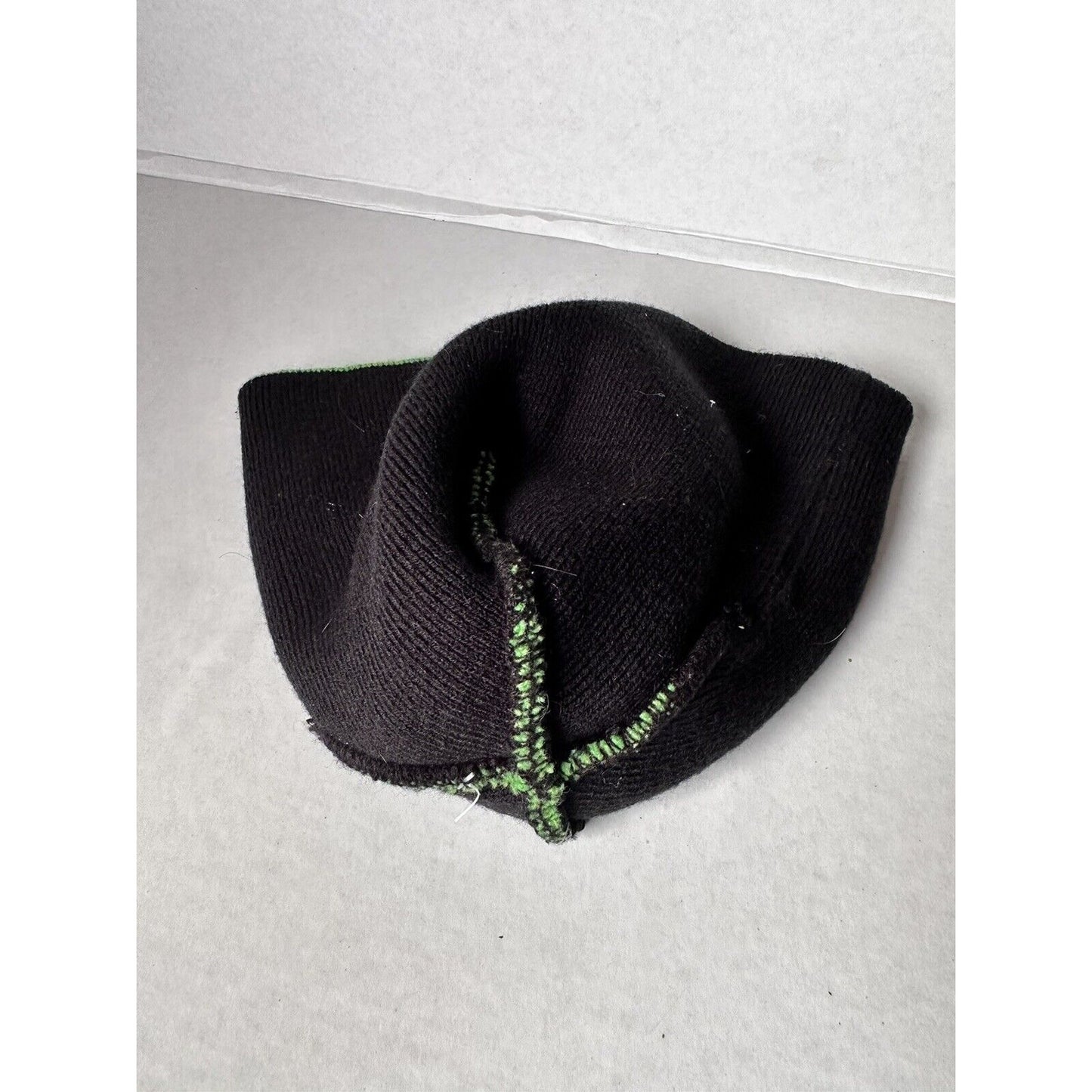 Minecraft Creeper Face Green Beanie Skull Cap Adults One Size