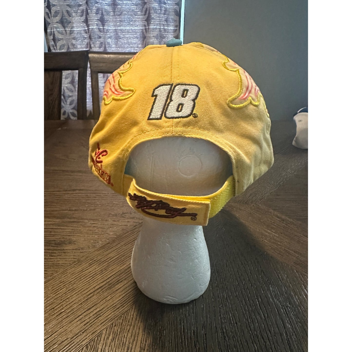 M&M's NASCAR Chase Authentics Hat Adjustable Kyle Busch 2014 Yellow & White embroidered