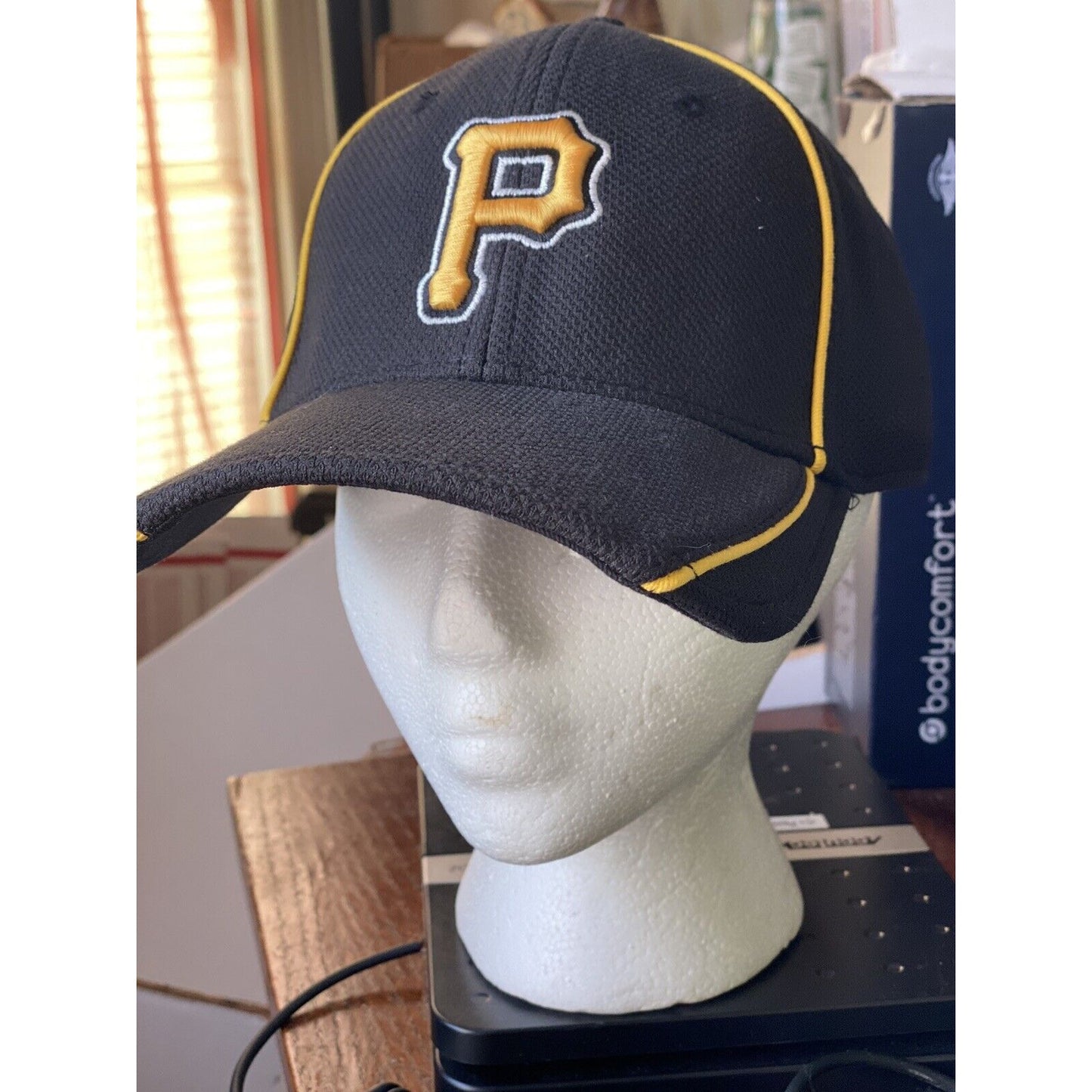 Pittsburgh Pirates Embroidered P Hat 39 Thirty New Era MLB Batting Practice Cap