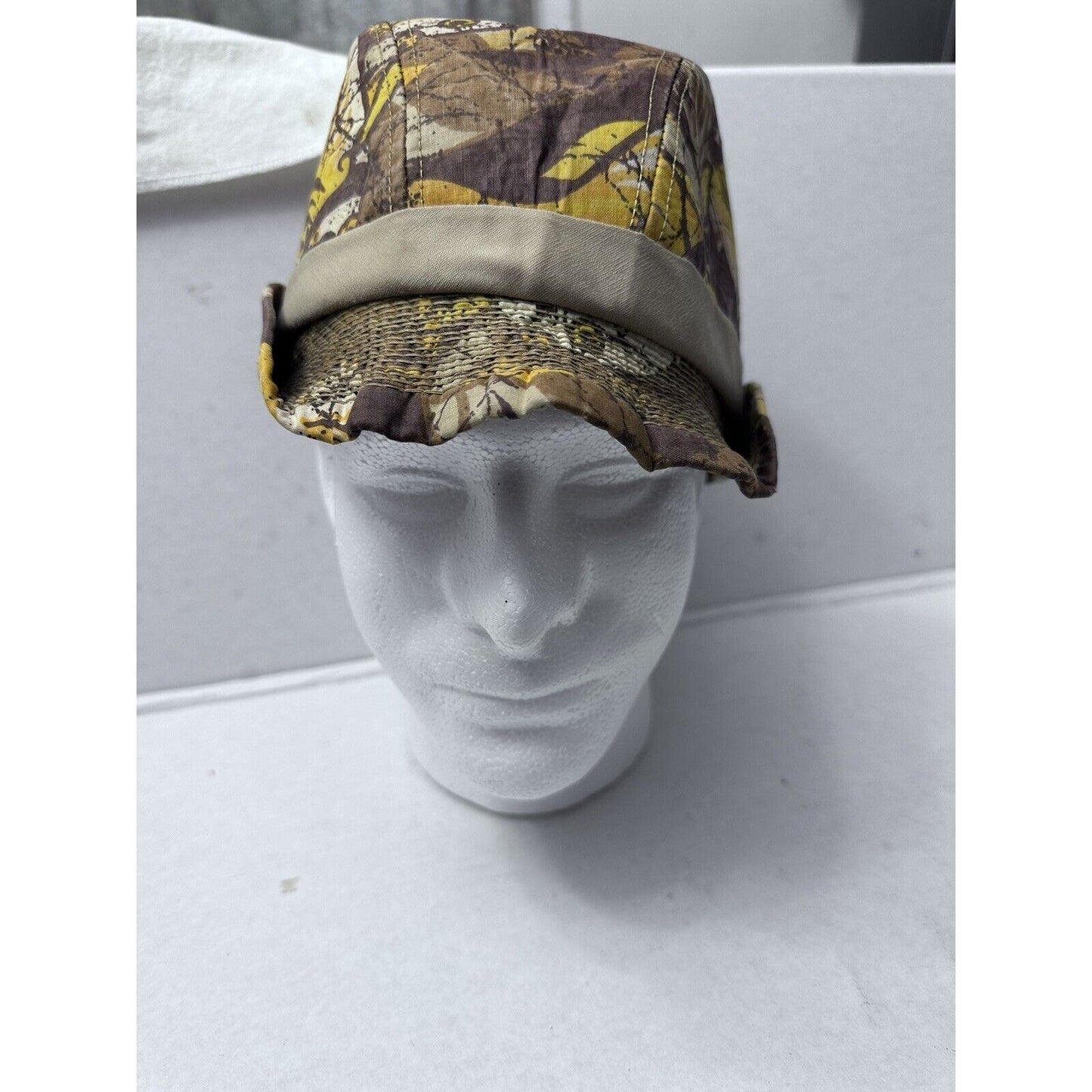 Jiffy Pellon Lined Cap Hat Made in USA All over print Large