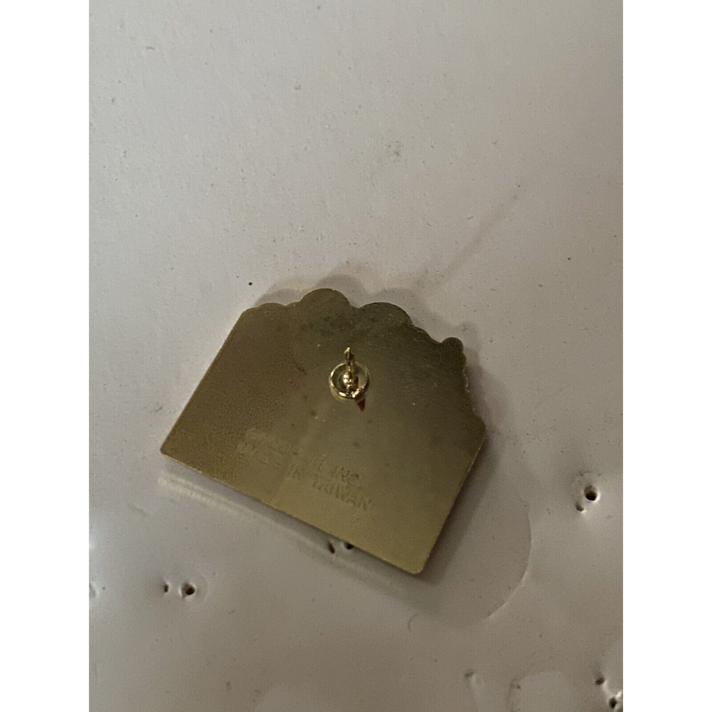 McDonald's 1993 Christmas Lapel Pin Ronald & Friends Caroling