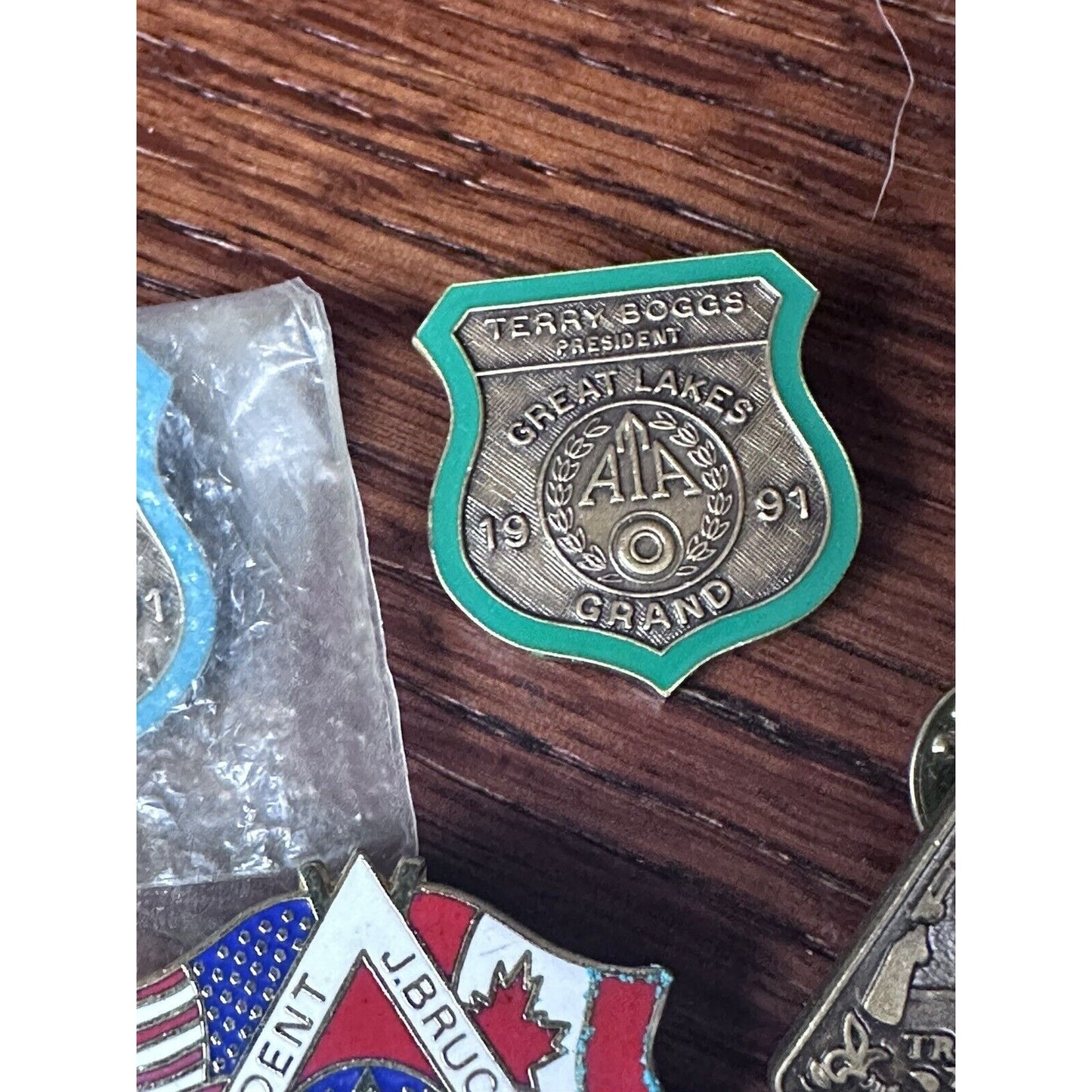 13 ATA Great Lakes Grand American Trap Shoot Pin Presidents 1987-1993 Southern