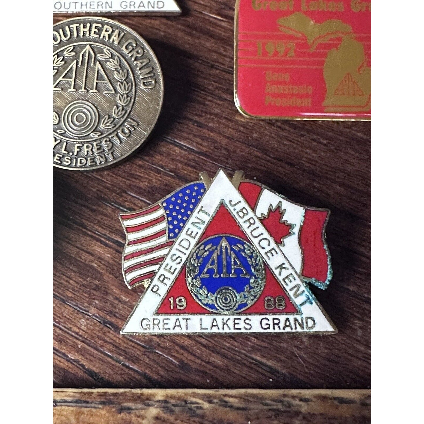 13 ATA Great Lakes Grand American Trap Shoot Pin Presidents 1987-1993 Southern