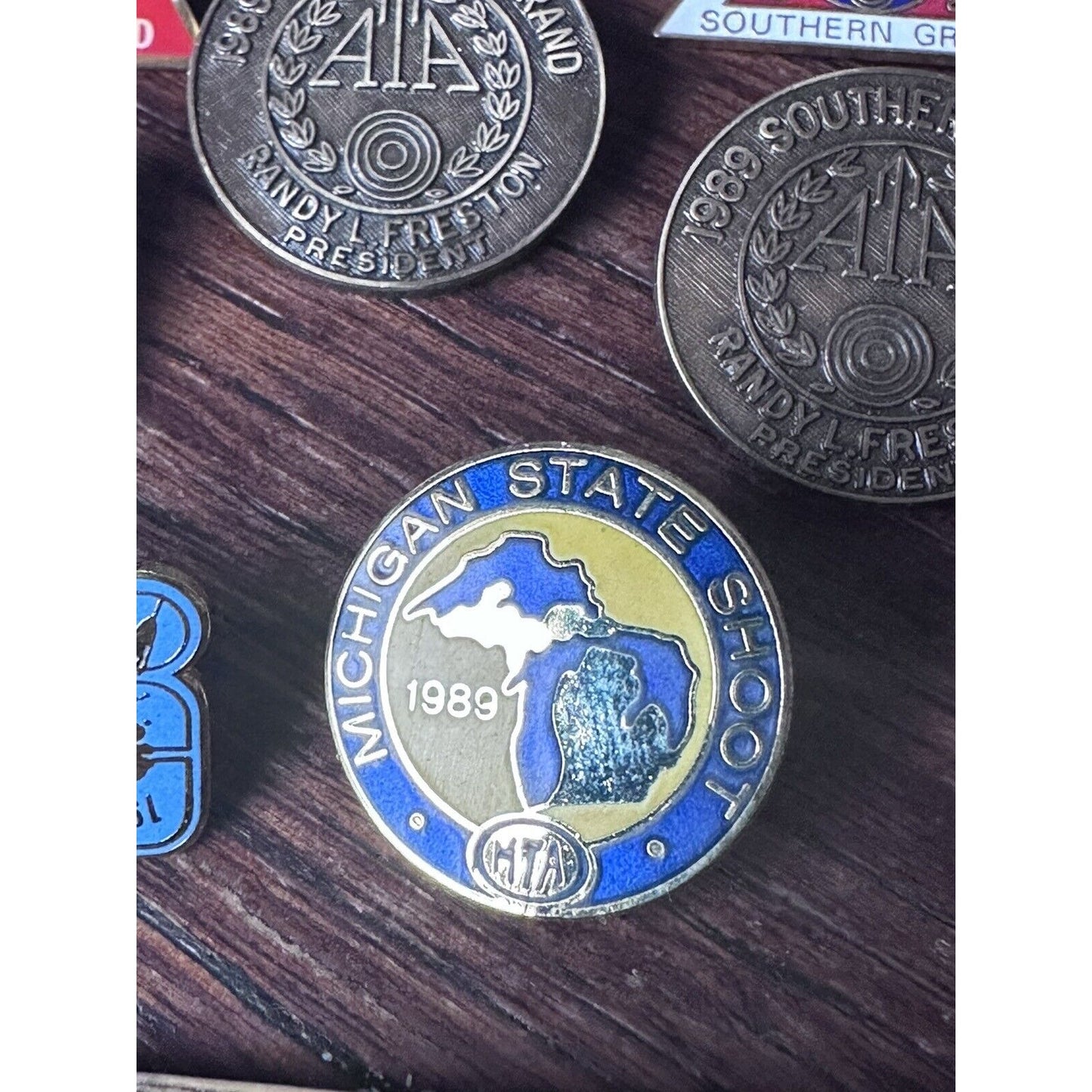 13 ATA Great Lakes Grand American Trap Shoot Pin Presidents 1987-1993 Southern
