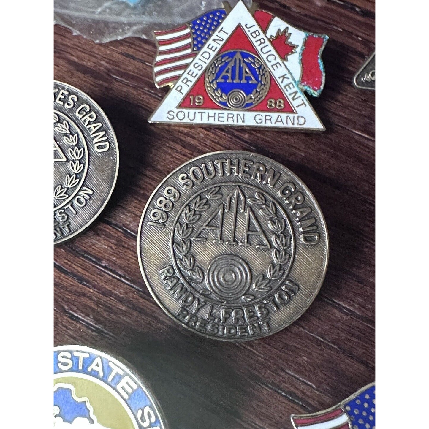 13 ATA Great Lakes Grand American Trap Shoot Pin Presidents 1987-1993 Southern