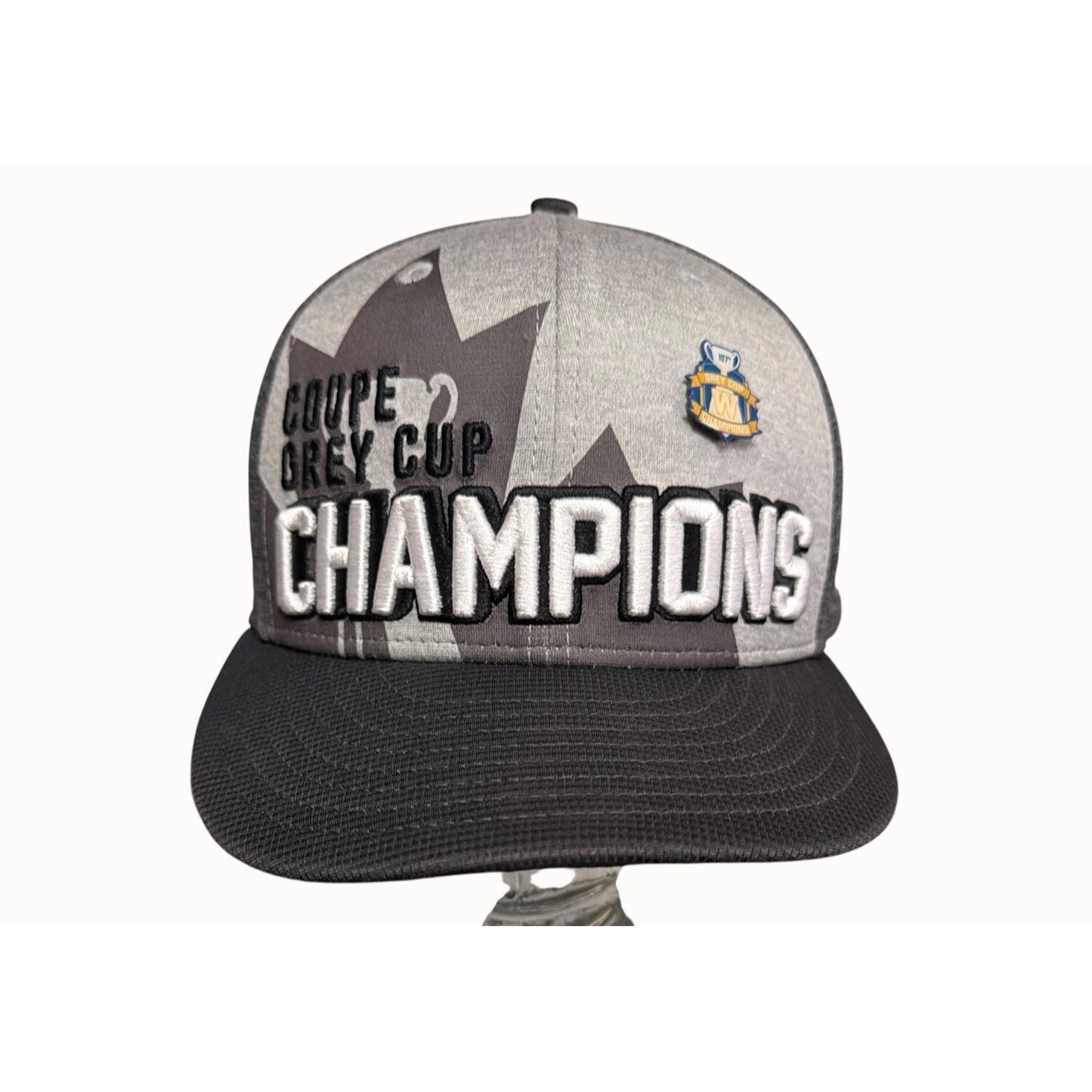 New Era 9Fifty CFL Coupe Grey Cup Champs Winnipeg Blue Bombers Snap Hat + pin