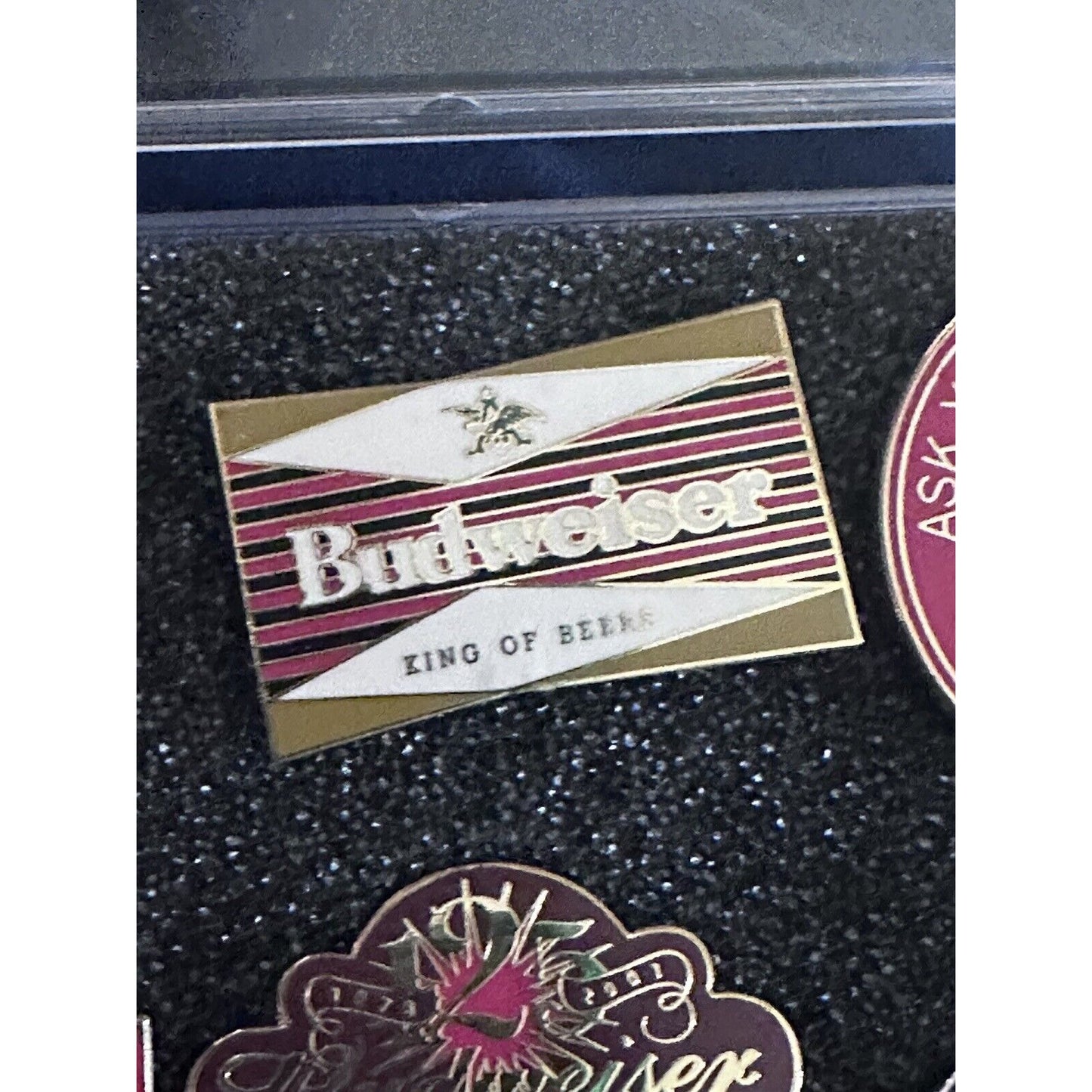 Budweiser limited edition officially licensed collector pin set 6 pins with case.