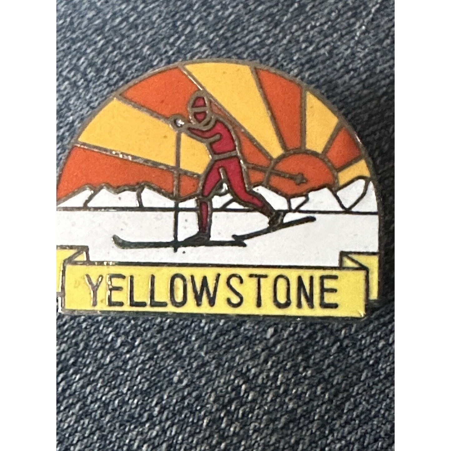 SKI YELLOWSTONE Skiing Ski Pin Badge WYOMING Resort Souvenir Travel Lapel Sunset