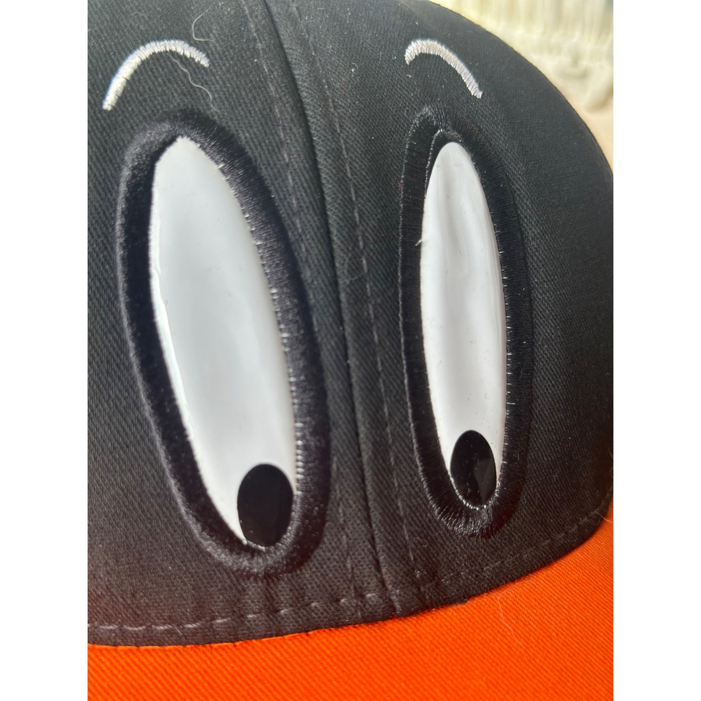 Daffy Duck Snapback Hat Cartoon Eyes & Orange Brim Warner bros store vtg