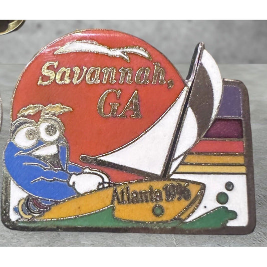 Olympic Games 1996 Atlanta Savannah Georgia Mascot Izzy Sailing Pin Hologram