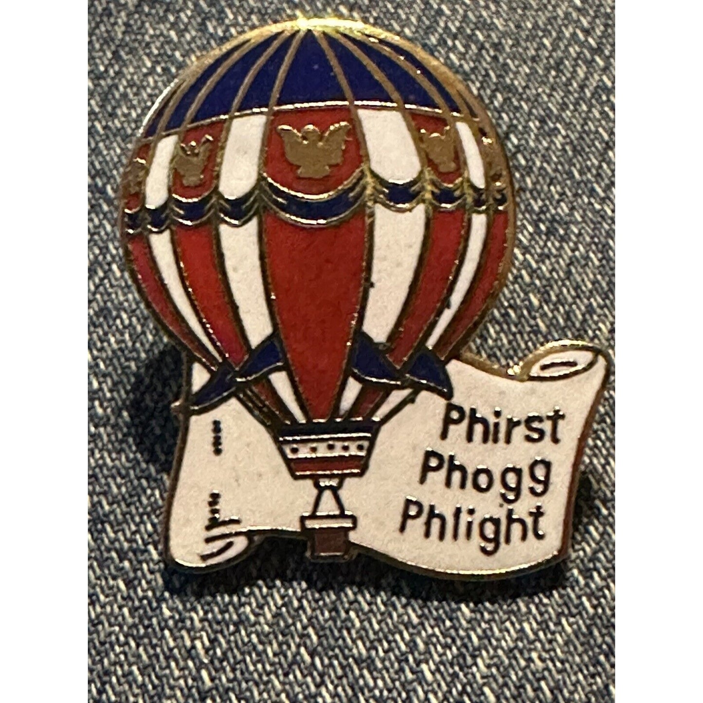 1982 Capt Phogg Phirst Phogg Phlight Collectible Hot Air Balloon Souvenir Pin