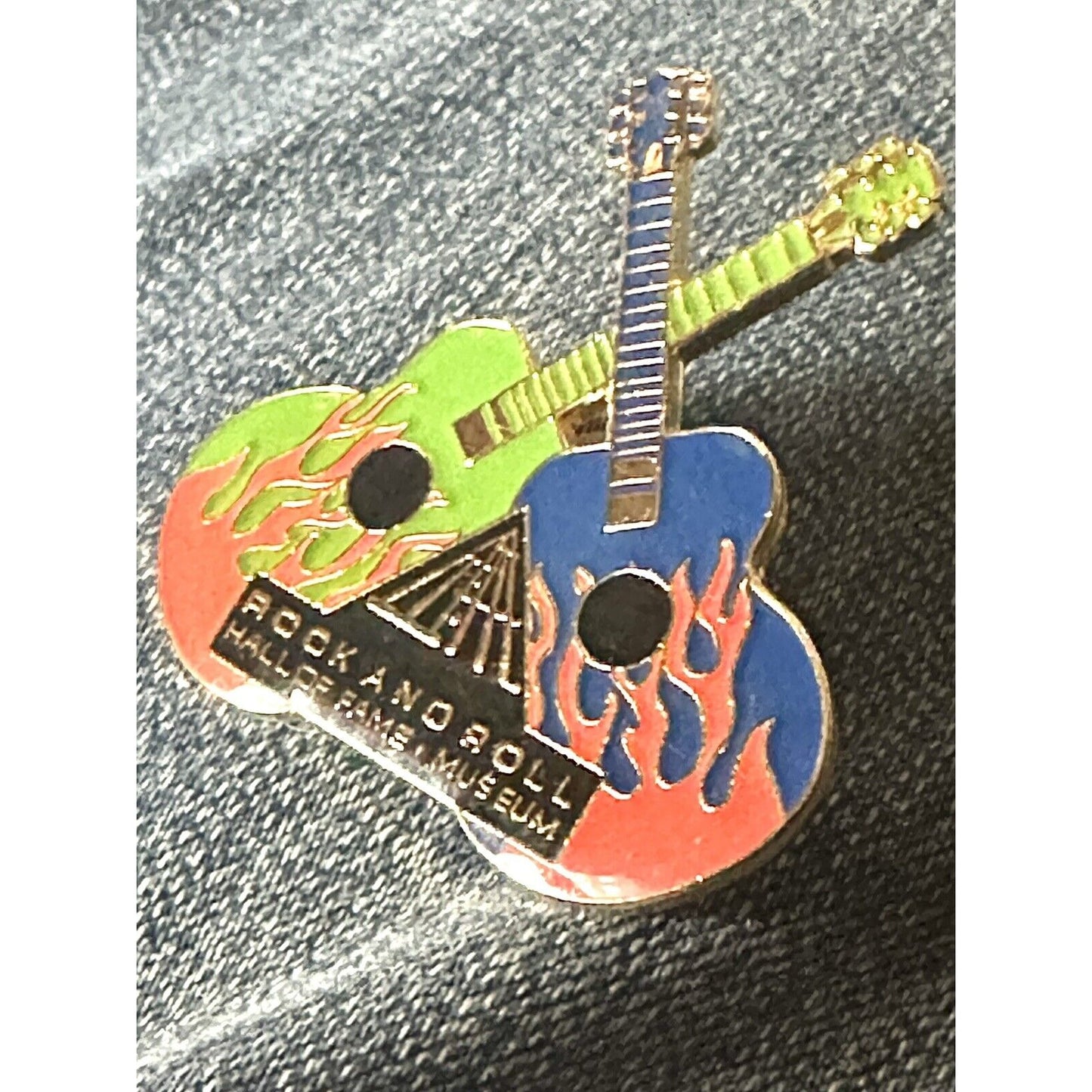 Rock and Roll Hall of Fame Museum Dueling Flame Guitars Vintage 1999  Pin