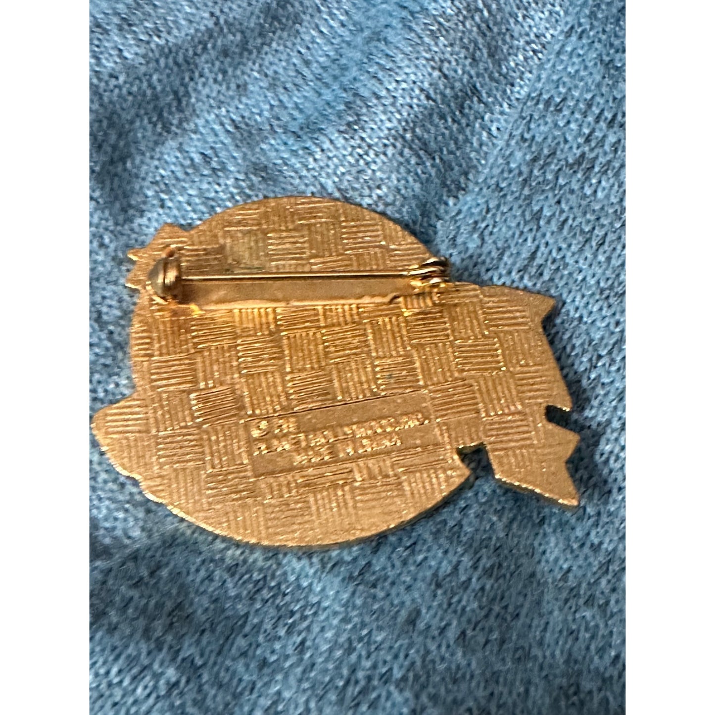 Vintage Planet Hollywood Chicago Pin Badge Blue/Red/Gold Collectible Memorabilia