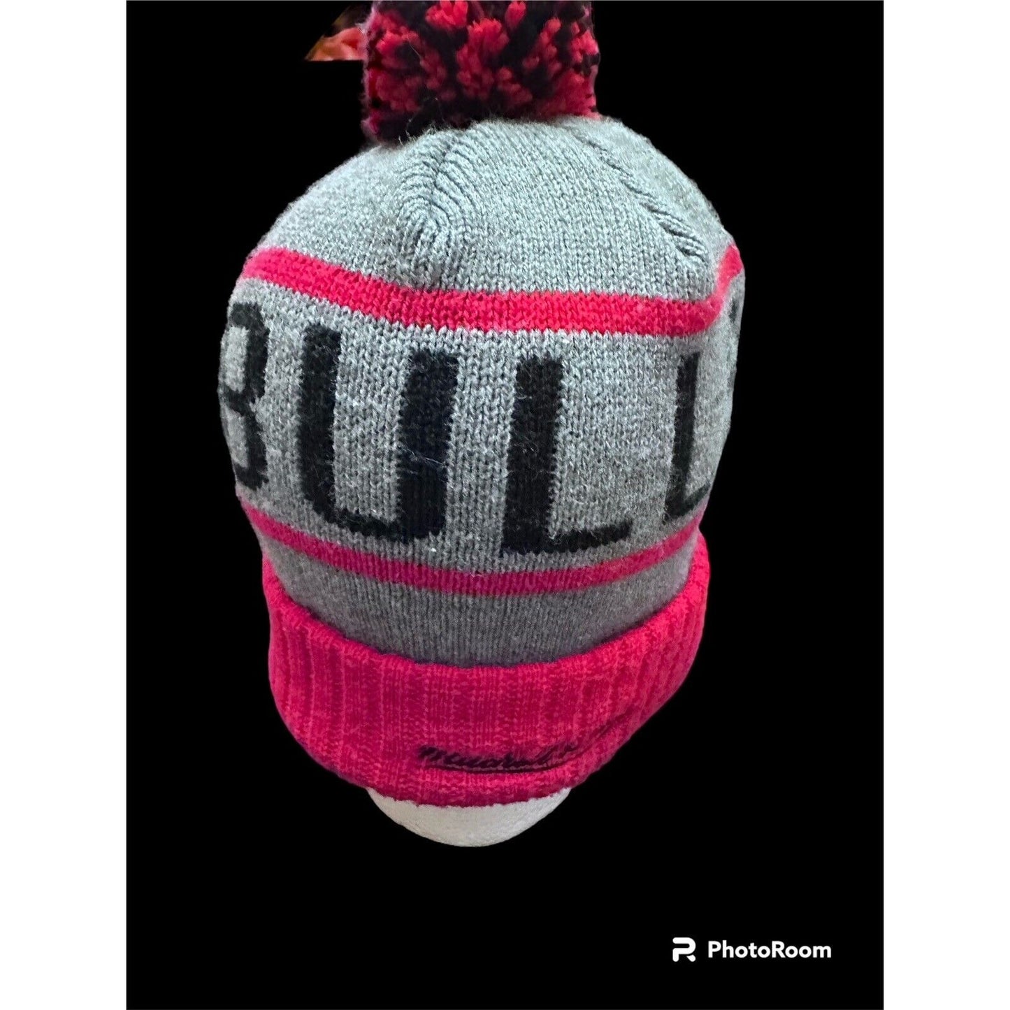 Chicago Bulls NBA Red Gray Cuffed Knit Pom Winter Hat Cap