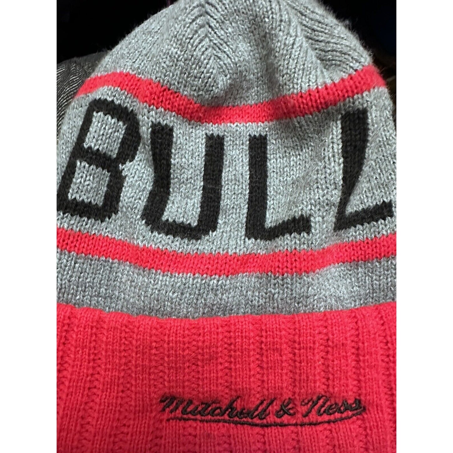 Chicago Bulls NBA Red Gray Cuffed Knit Pom Winter Hat Cap