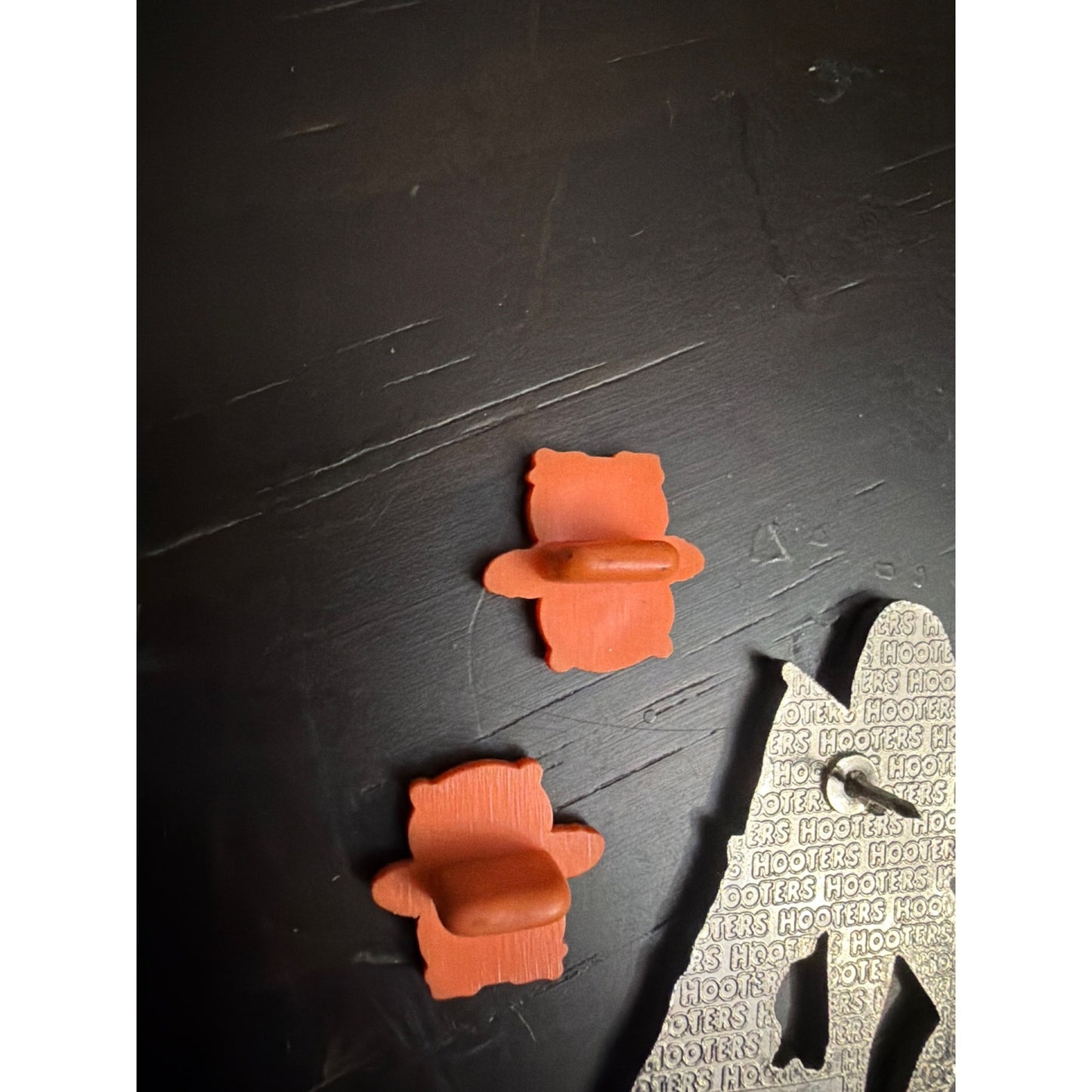 Hooters Daytona Pin-Up Girl Metal Lapel Pin owl  Rubber Clasps