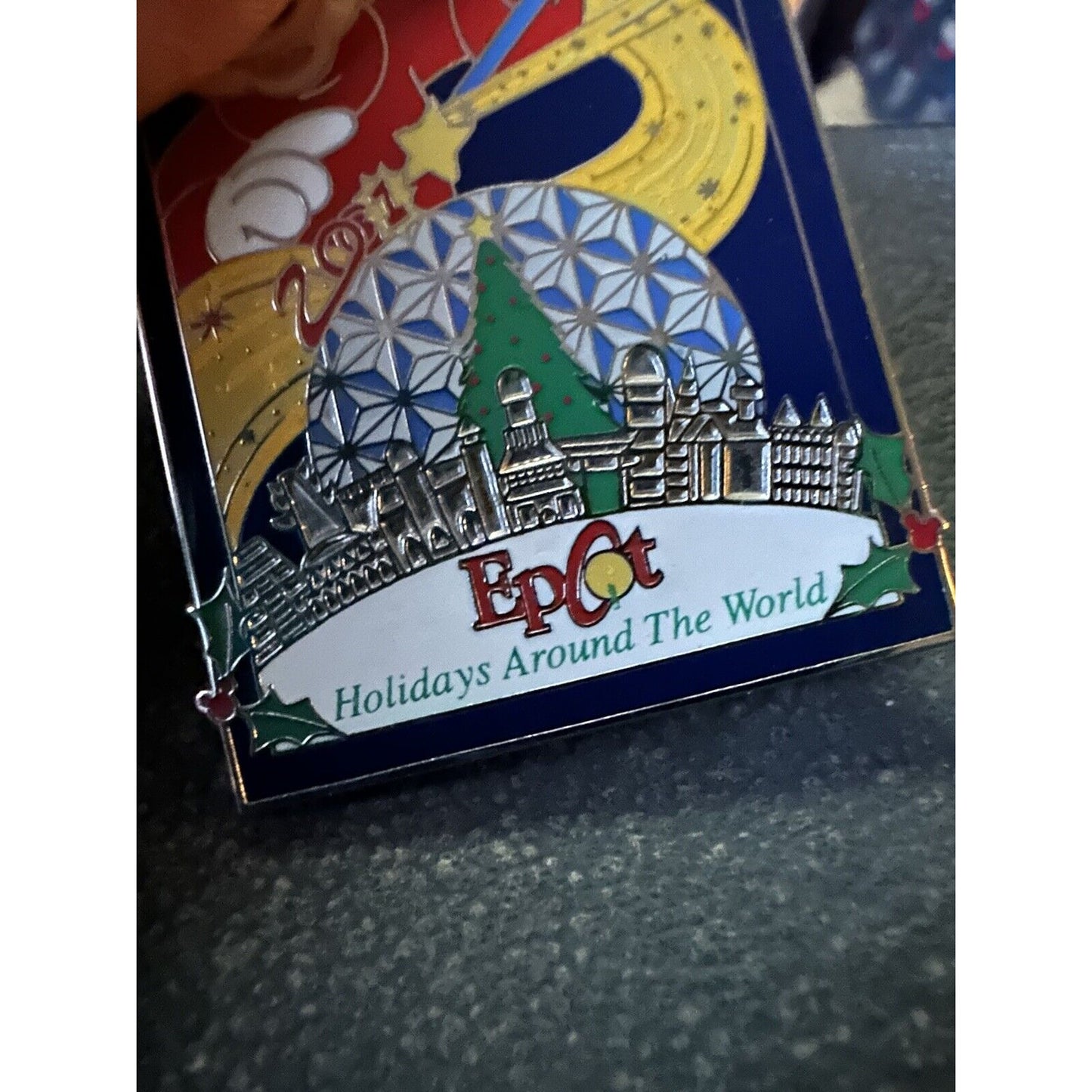 Epcot Holidays Around The World Disney 2001 Enamel Pin Walt Disney World