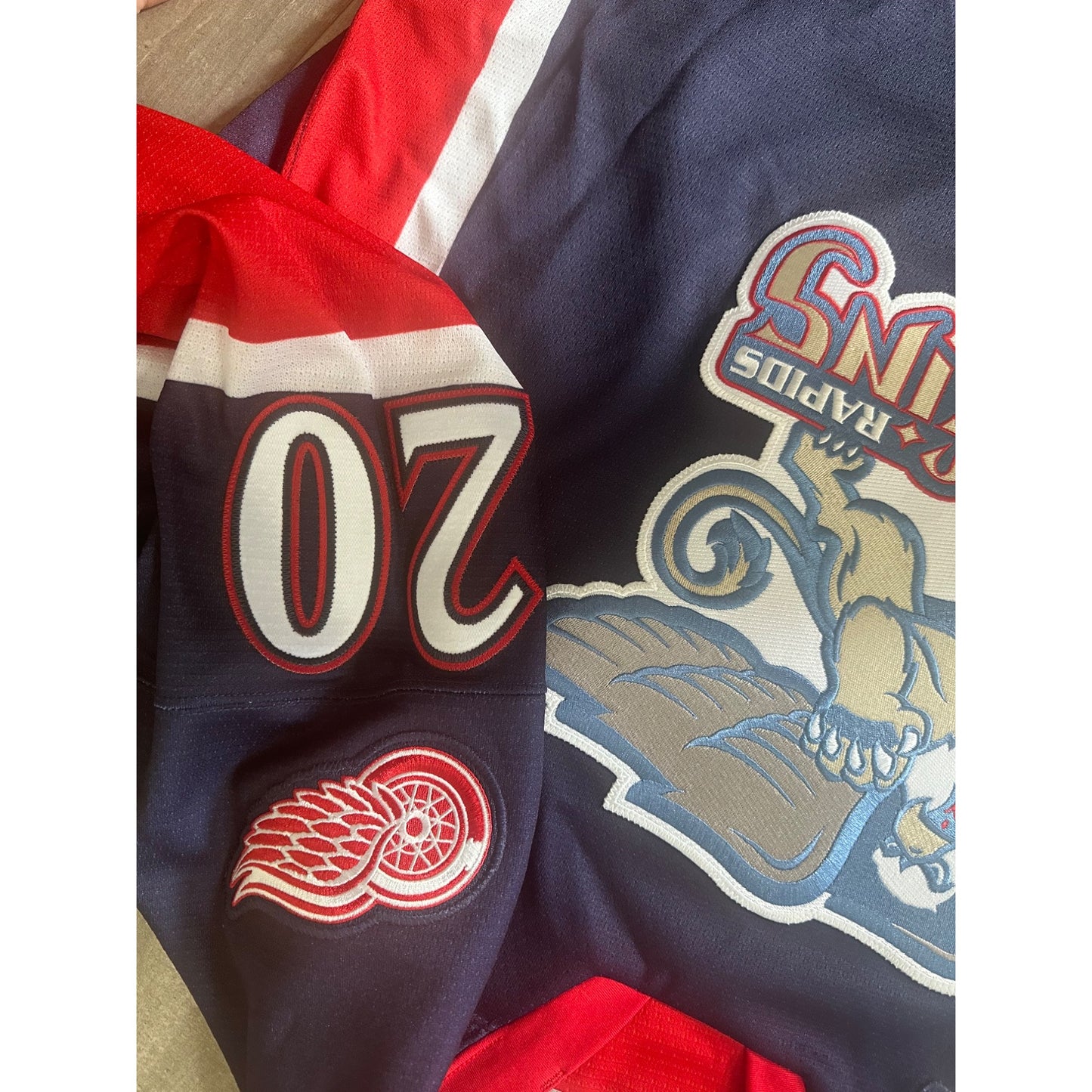 Grand Rapids Griffins Hockey Jersey Authentic CCM Amway Size 54 Red & Blue