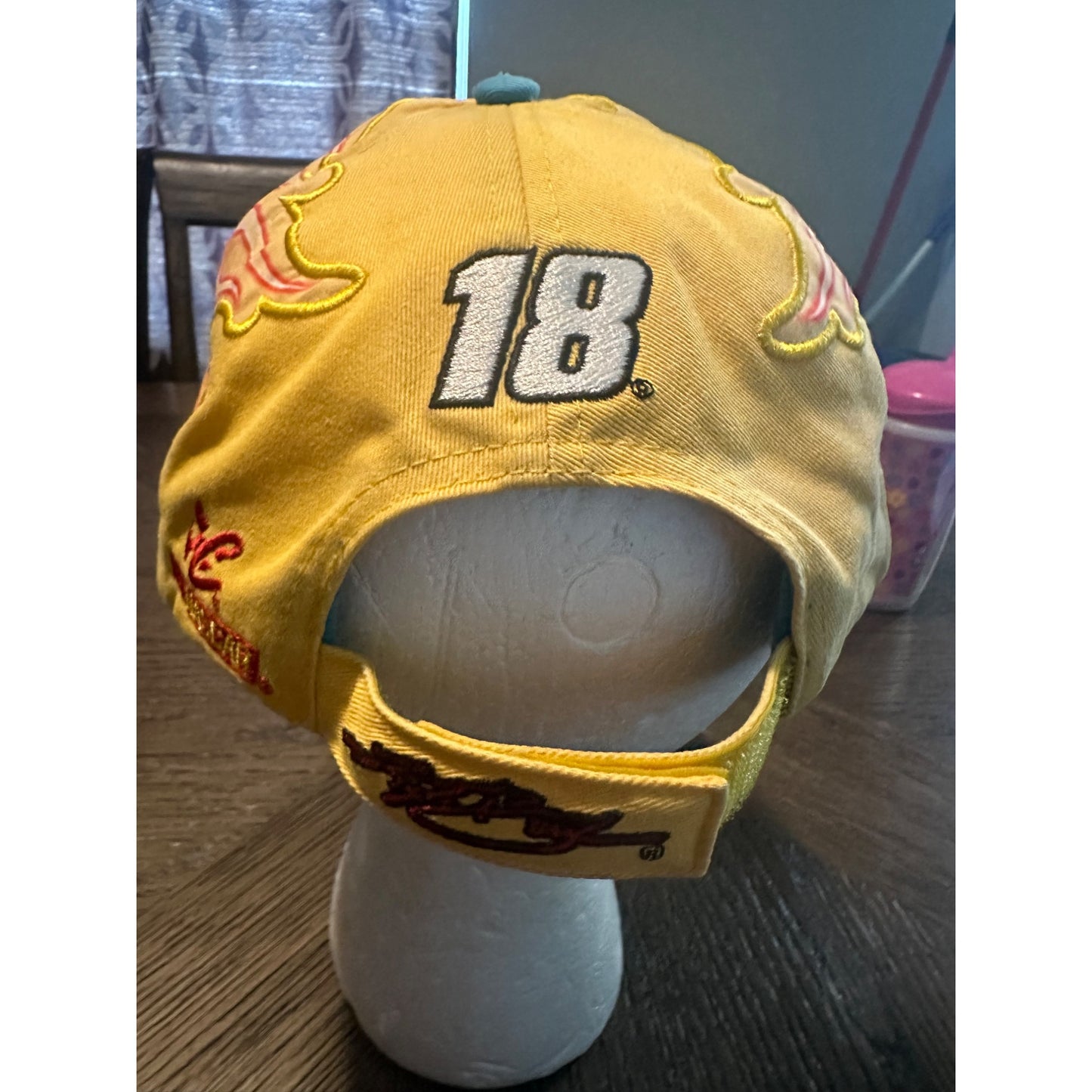 M&M's NASCAR Chase Authentics Hat Adjustable Kyle Busch 2014 Yellow & White embroidered