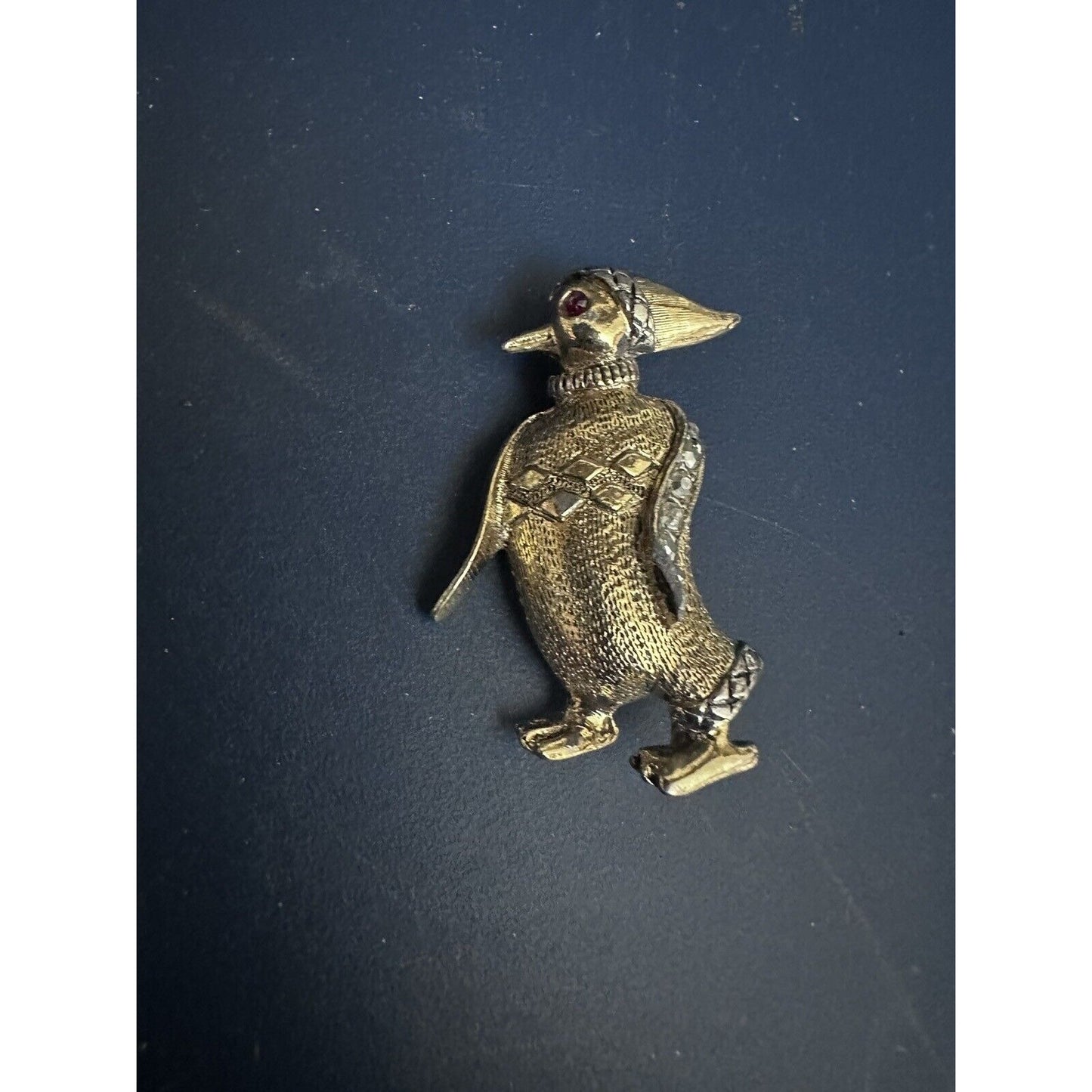 Arthur Pepper Penguin Wearing A Sweater Rhinestones Brooch Pin Signed ART