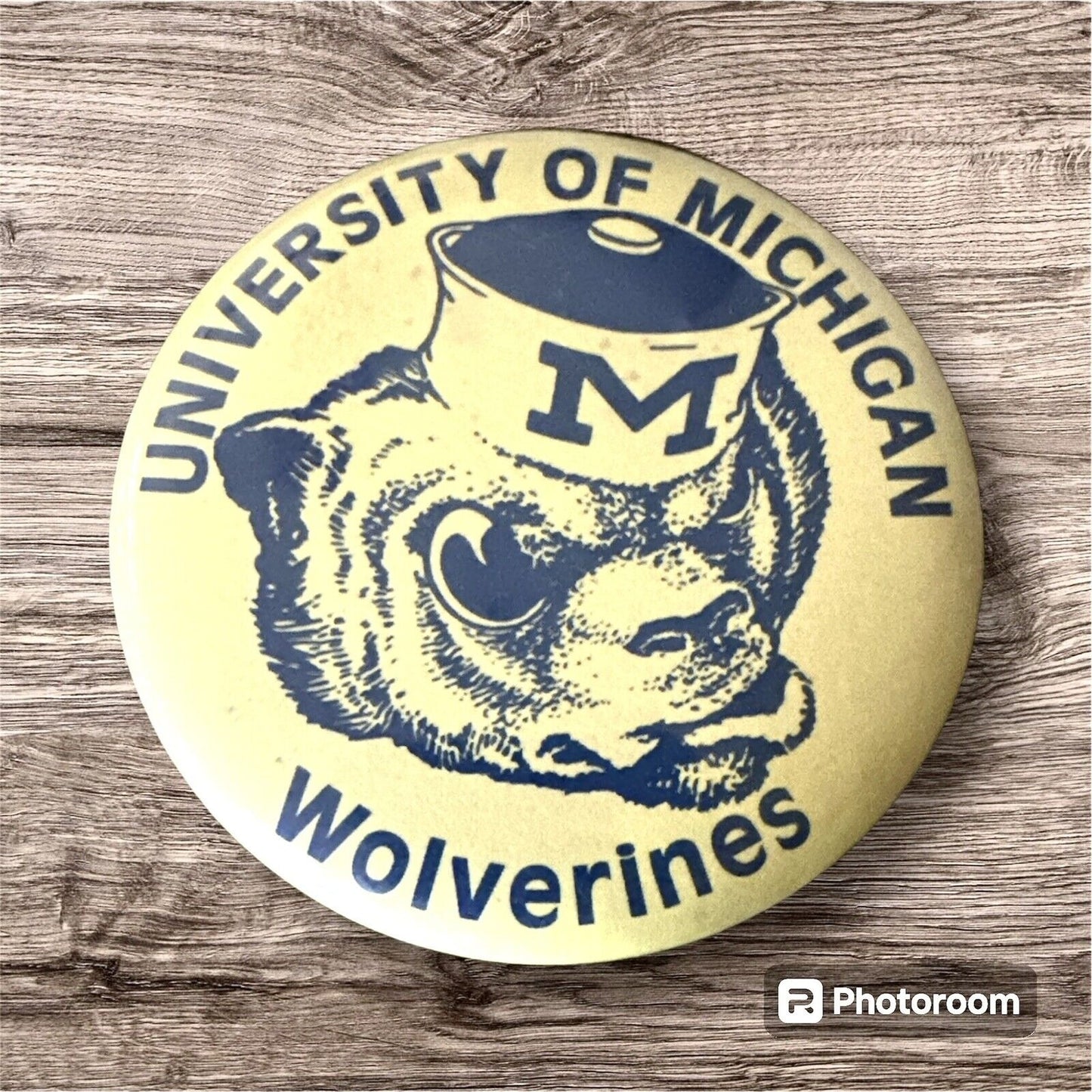 University of Michigan Wolverines Football Pinback Button 3” VTG