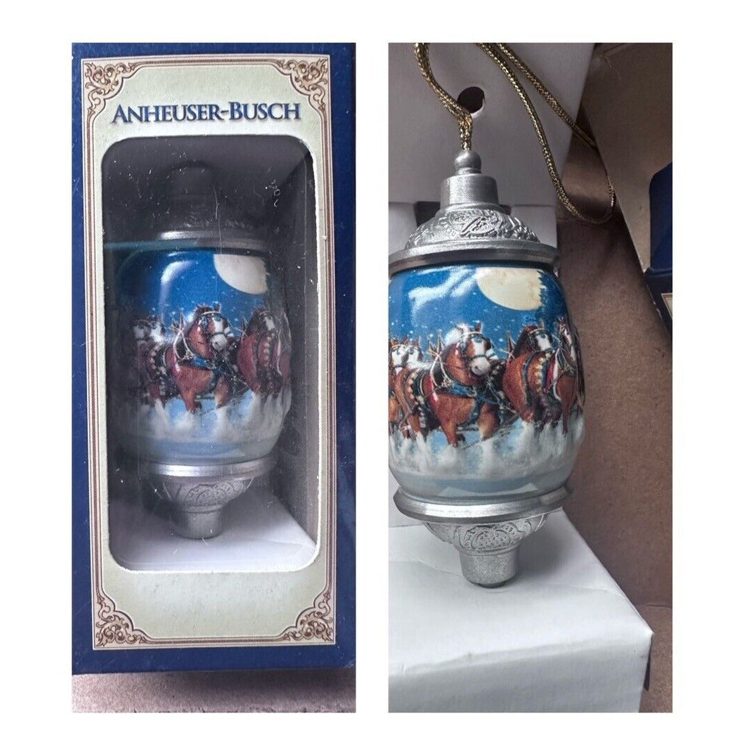 Anheuser-Busch Budweiser Clydesdale's 2005 Holiday Ornament Collectible