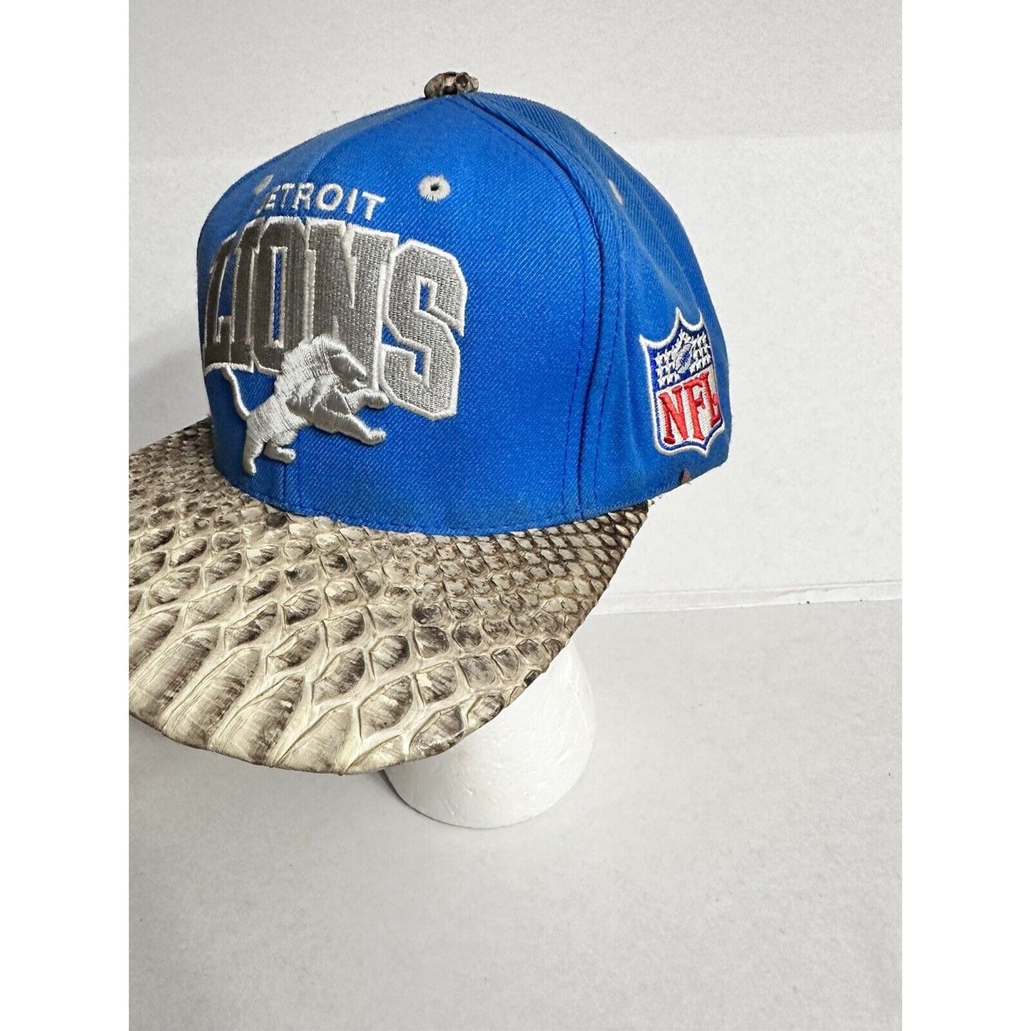 Detroit Lions Hat Snake Skin brim Mitchell Ness Nostalgia NFL vintage Strap Cap