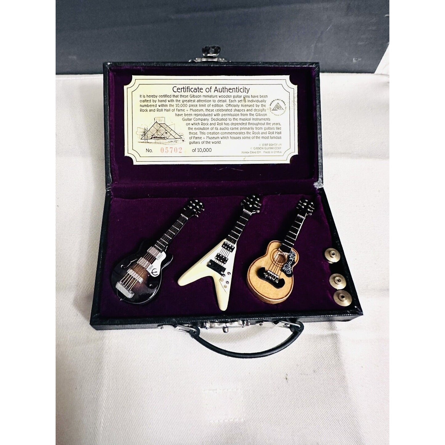 1997 Gibson Miniature Wood Guitar Pins 05702 of 10,000 With Case