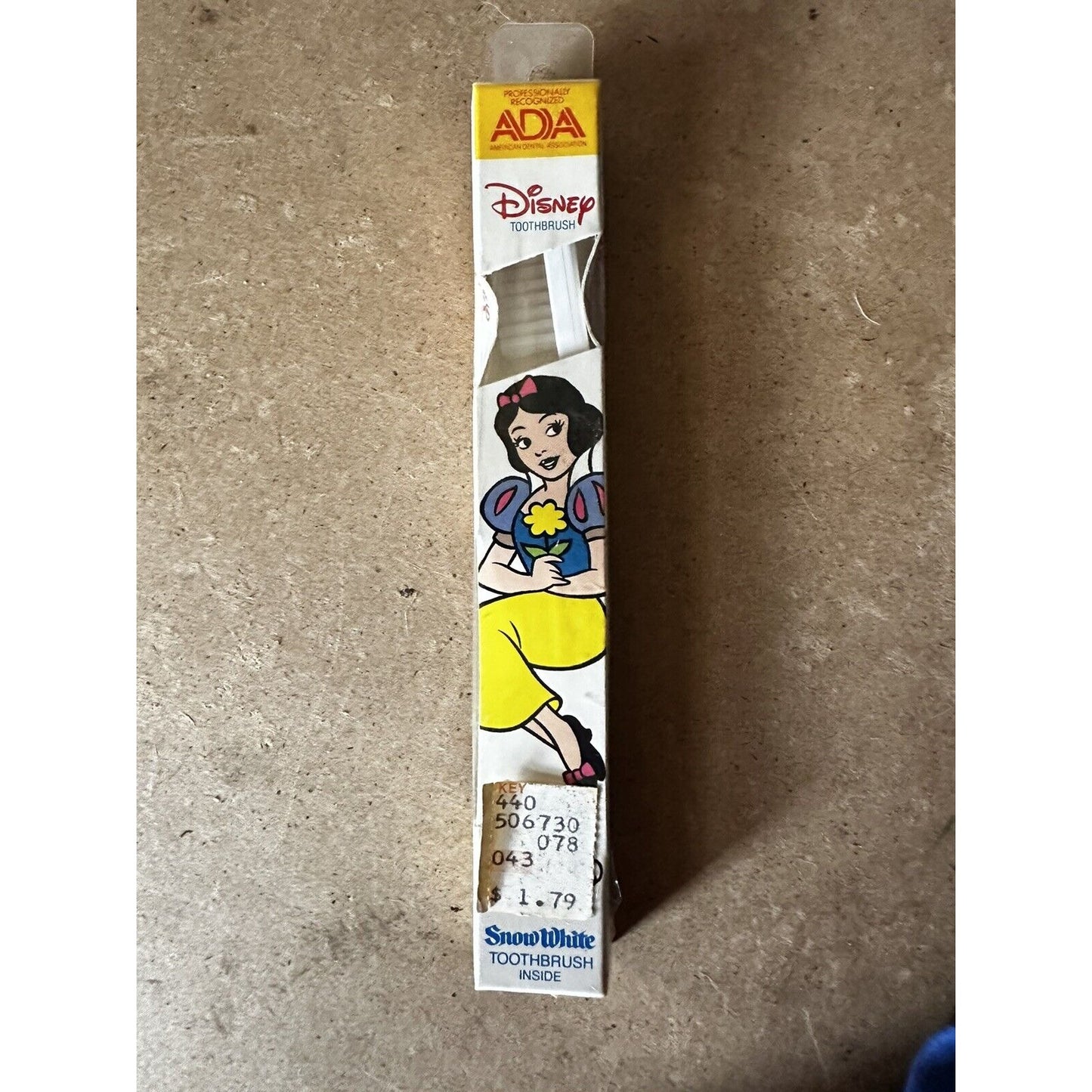 Disney Snow White Snowwhite ADA Toothbrush (Unused) In Package Rare !! Tags