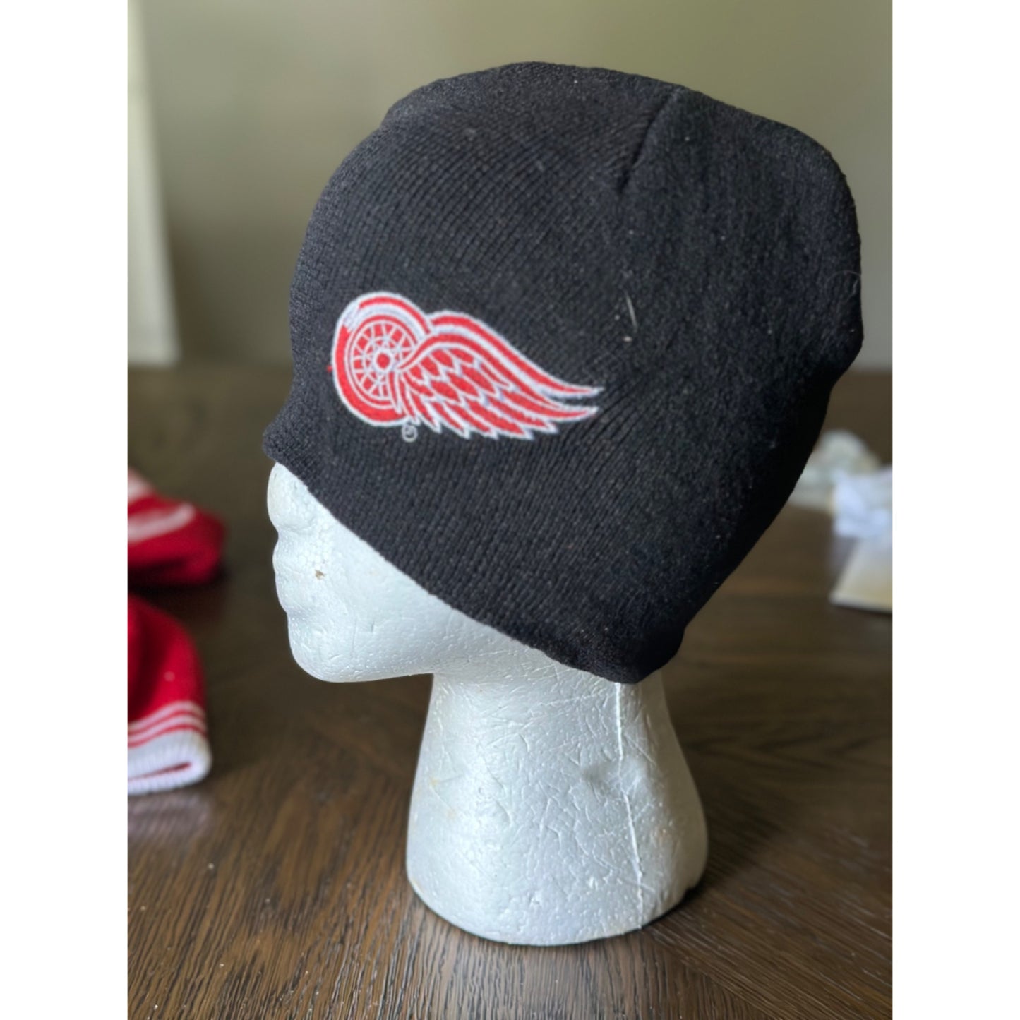 Detroit Red Wings Knit Beanie Hat Adult Black Red Logo