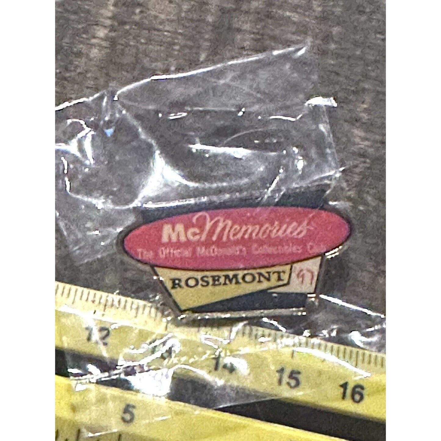 McDonald's McMemories Collectors Club 1997 Rosemont Lapel Pin