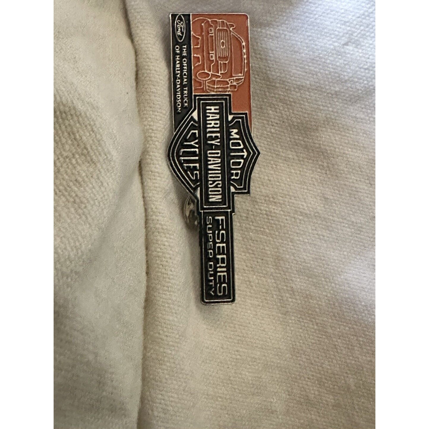 HARLEY DAVIDSON MOTORCYCLE & FORD F SERIES SUPER DUTY TRUCK COLLECTIBLE PIN.