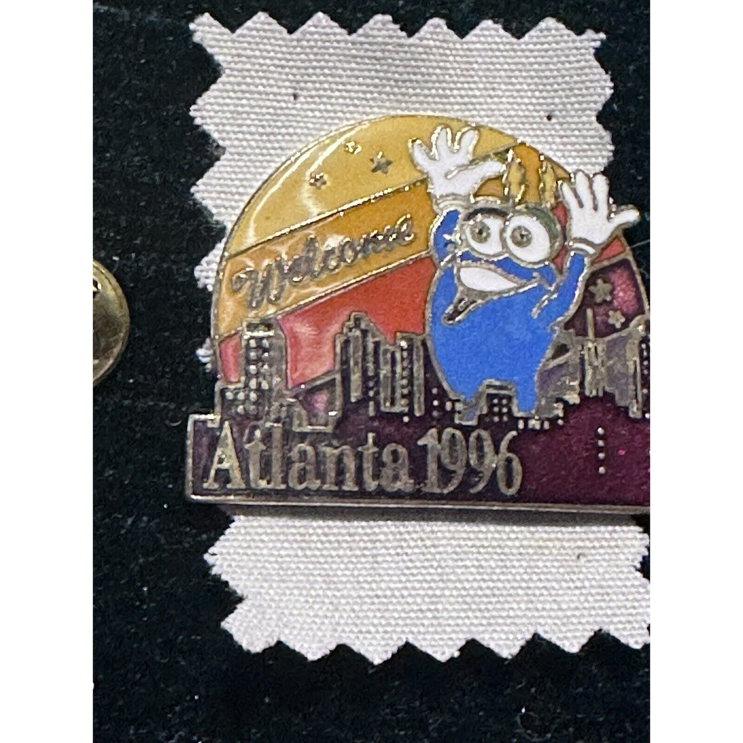 Izzy Welcome Atlanta 1996 Olympic Pin City Large Mascot Hologram Sticker