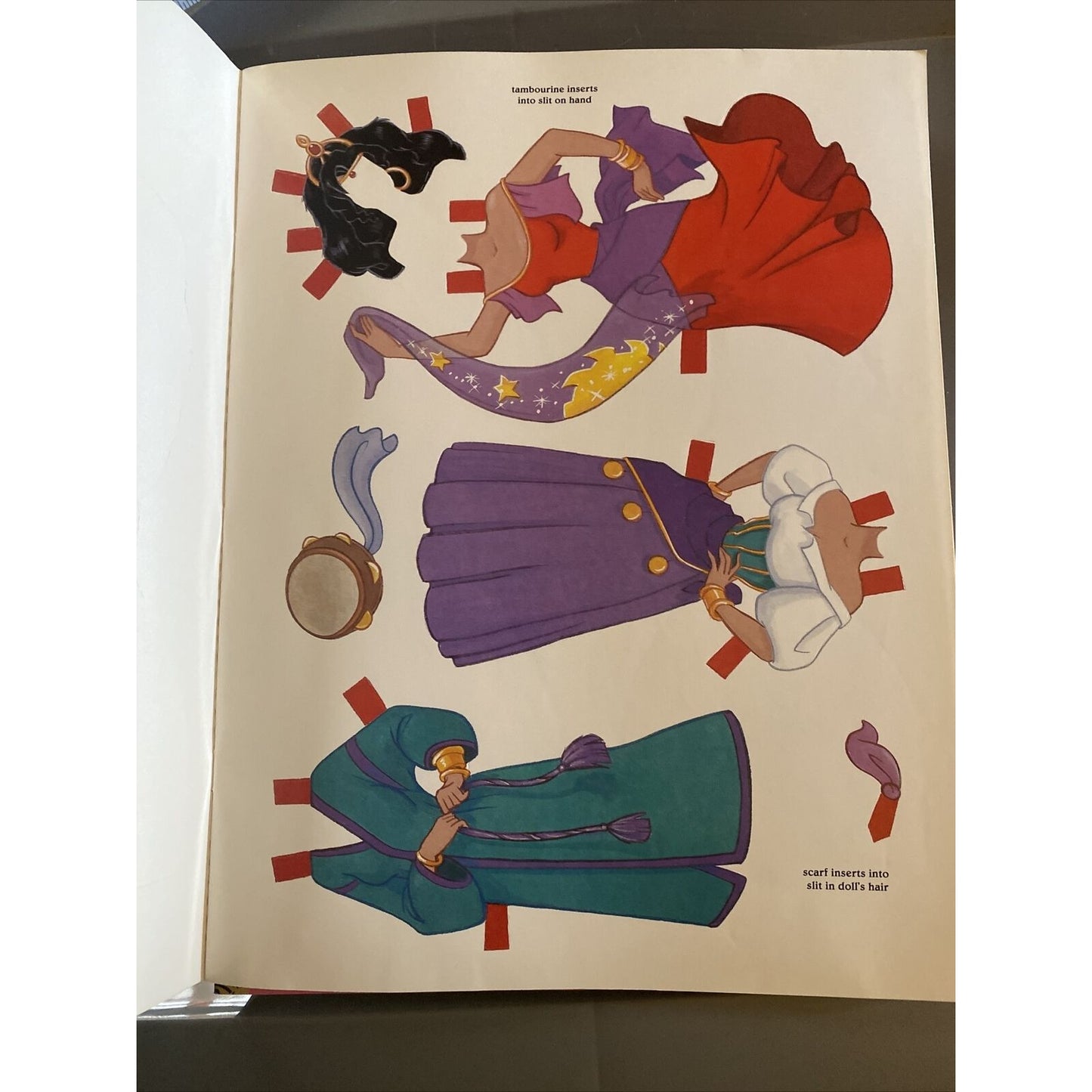 Disney's The Hunchback of Notre Dame Paper Doll Book, Whitman 1996, Uncut