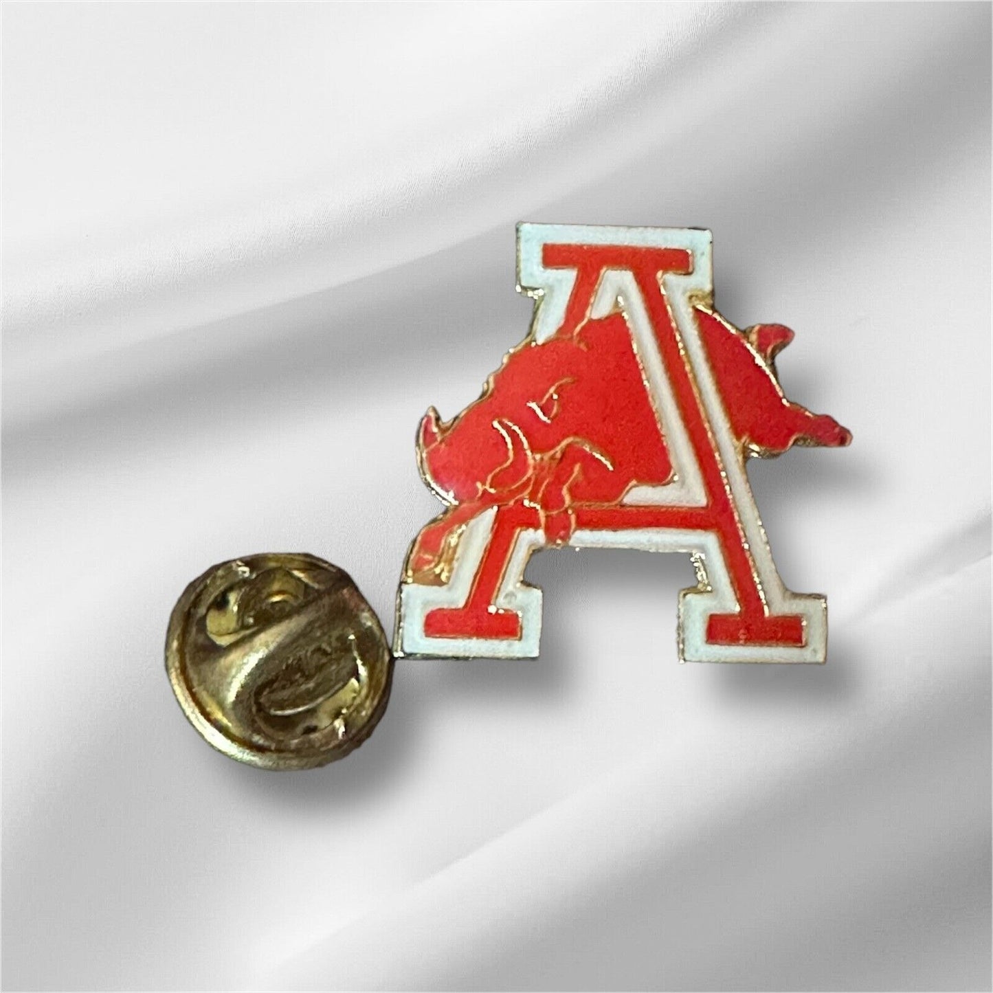 Arkansas Razorbacks Pin University of Arkansas Mascot Logo Pin College