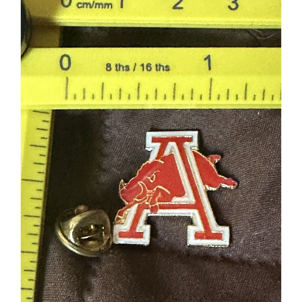 Arkansas Razorbacks Pin University of Arkansas Mascot Logo Pin College